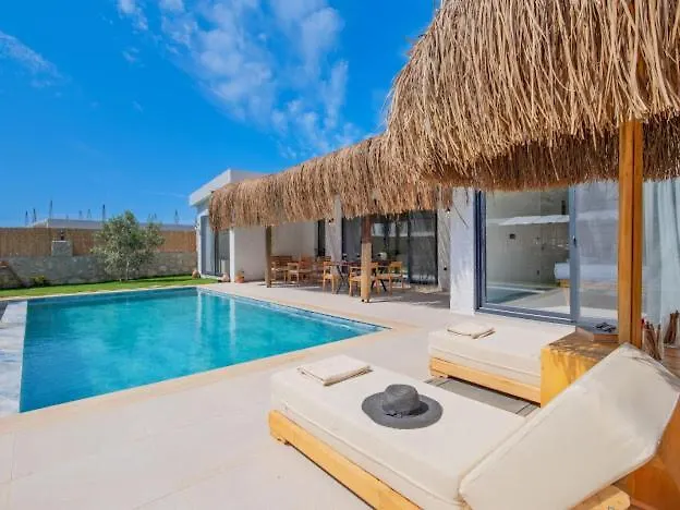 Mia Cara Villa *